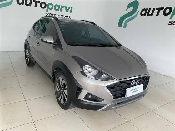 HYUNDAI HB20X 1.6 16V FLEX EVOLUTION AUTOMÁTICO HYUNDAI HB20X 1.6 16V FLEX EVOLUTION AUTOMÁTICO
